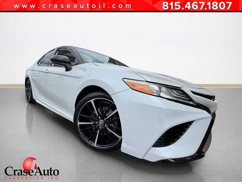 2020 TOYOTA Camry