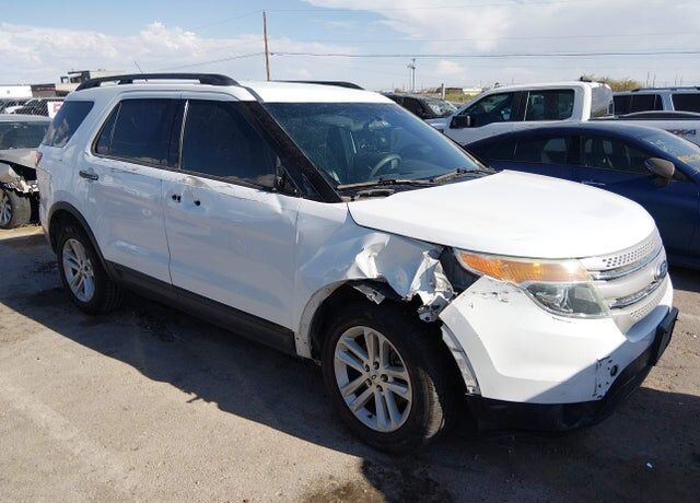 2015 FORD Explorer