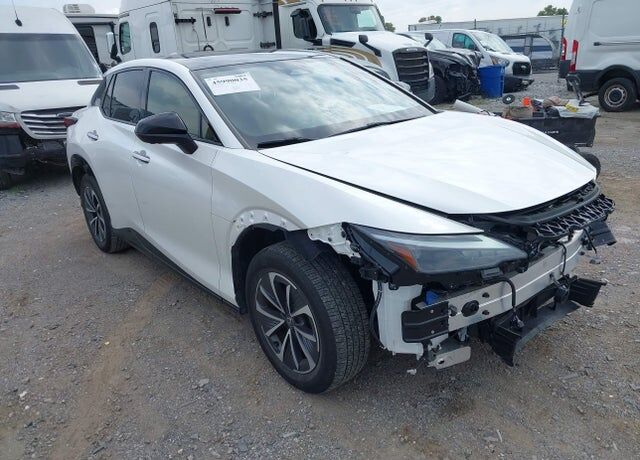 2024 LEXUS RZ