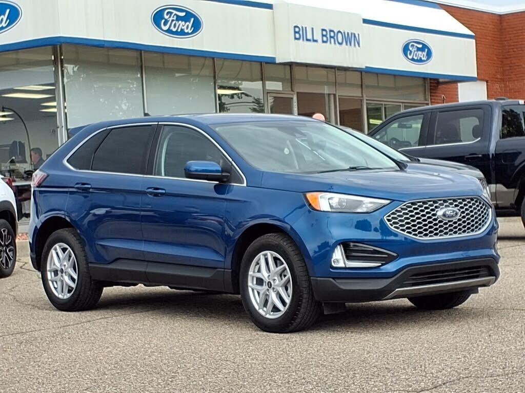 2023 FORD Edge