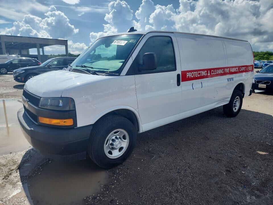 2018 CHEVROLET Express