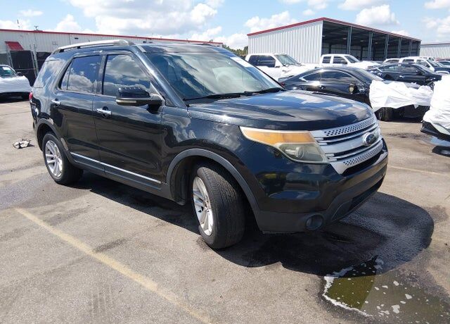 2011 FORD Explorer
