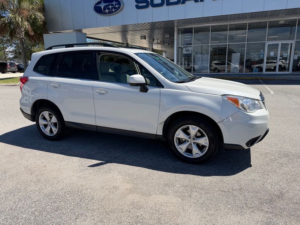 2016 SUBARU Forester