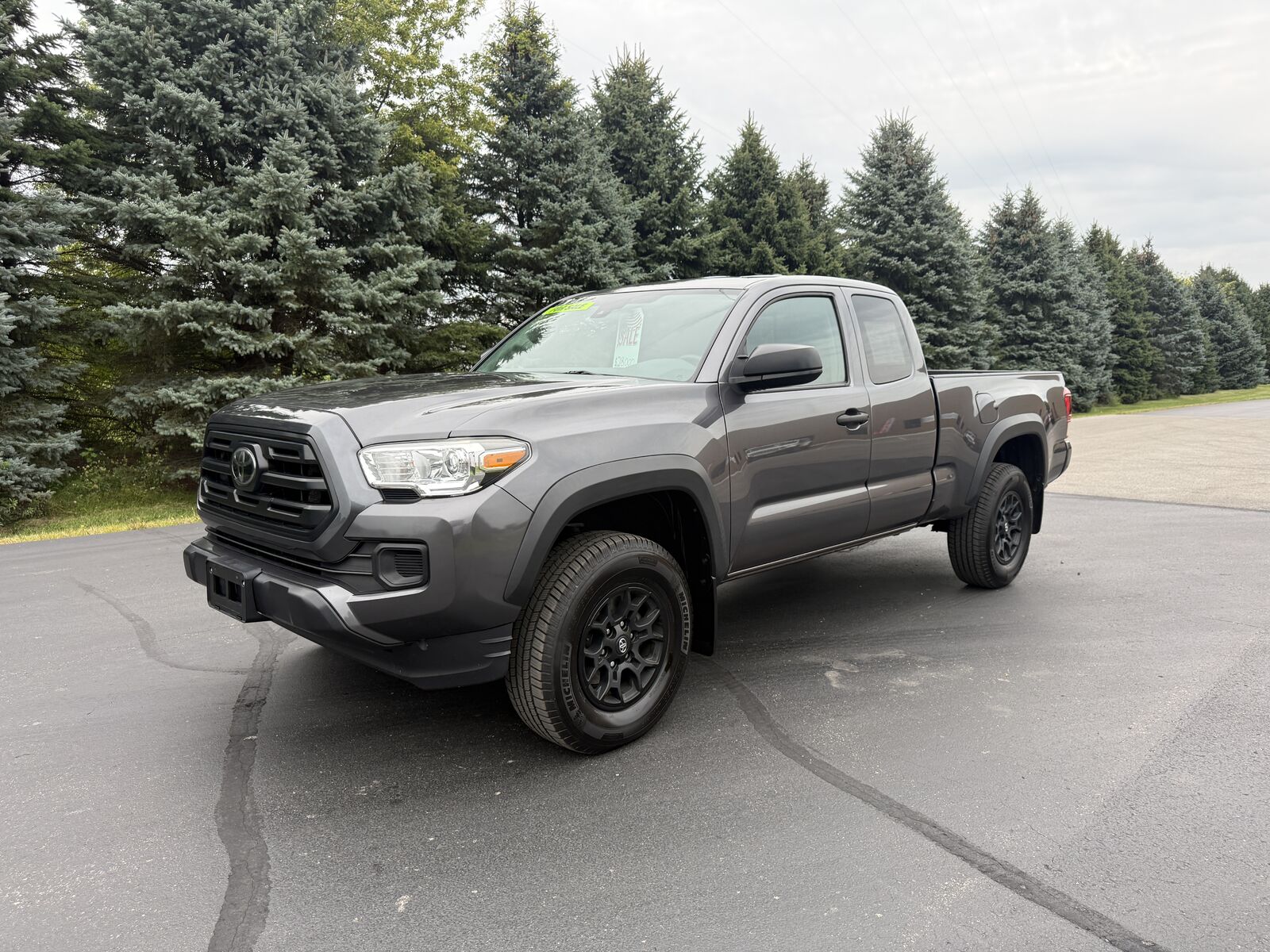 2019 TOYOTA Tacoma