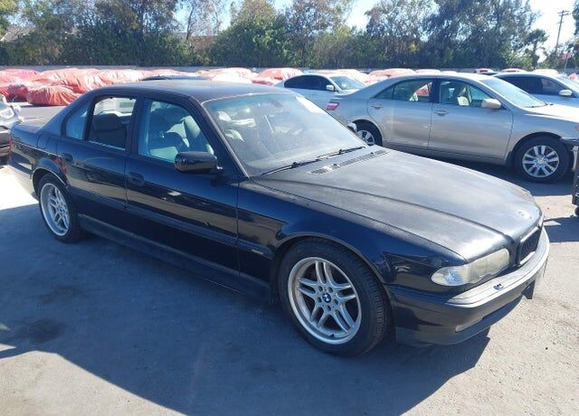 2000 BMW 7 Series