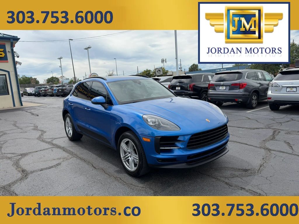 2020 PORSCHE Macan