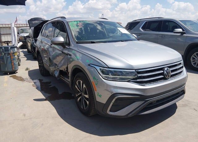 2024 VOLKSWAGEN Tiguan
