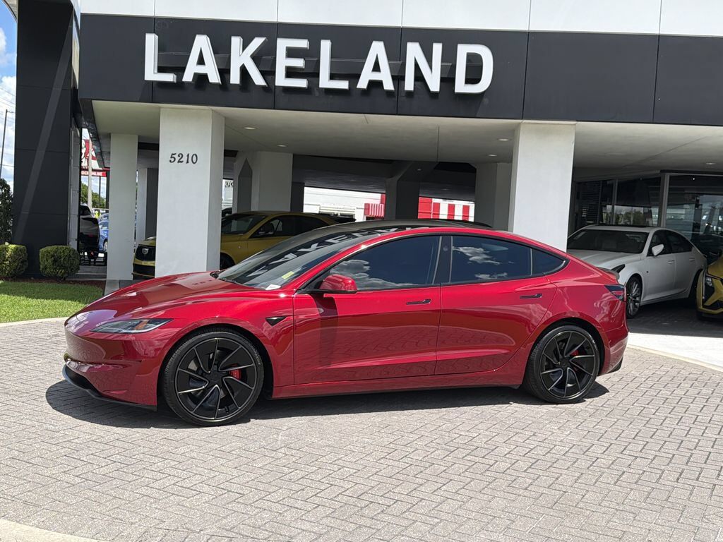 2026 TESLA Model 3