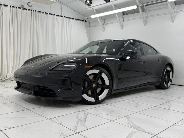 2026 PORSCHE Taycan