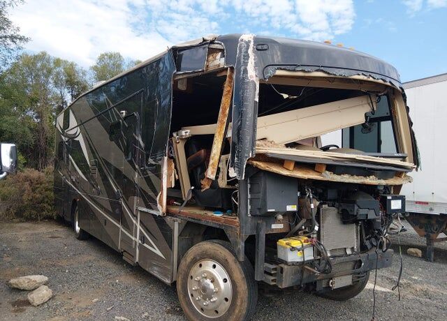 2014 FORD Motorhome Chassis