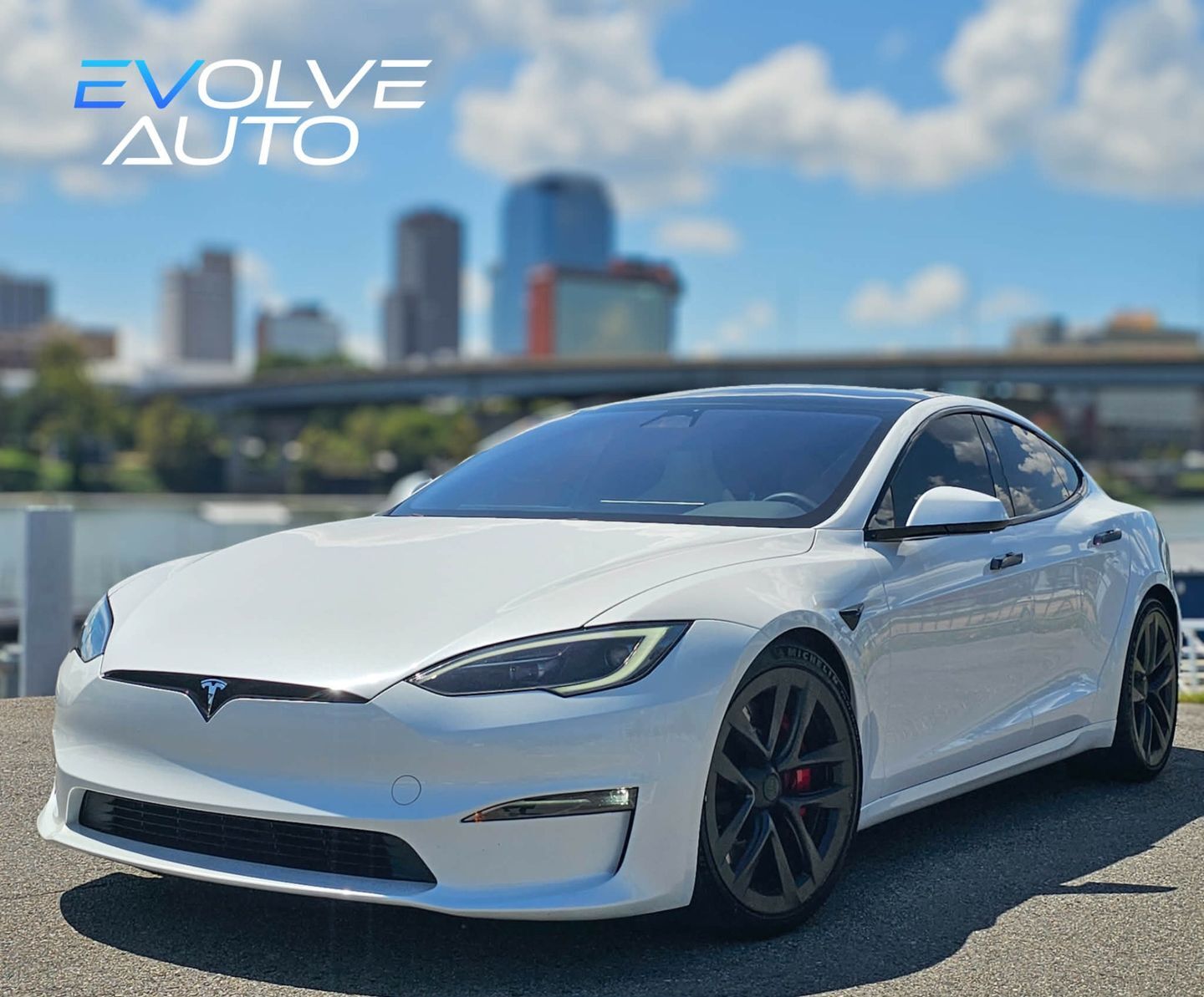 2025 TESLA Model S