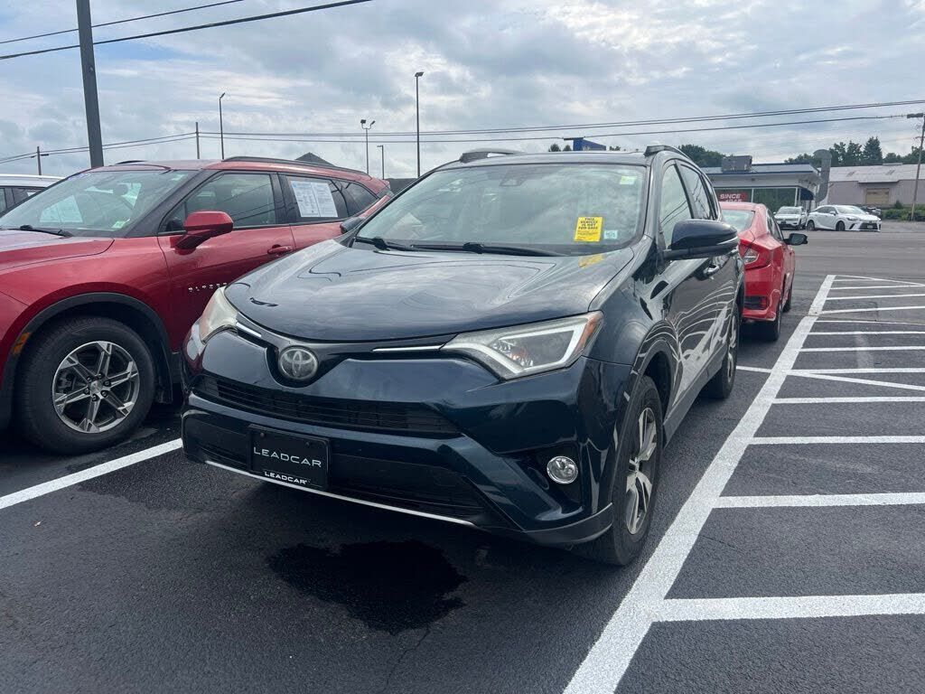 2017 TOYOTA RAV4