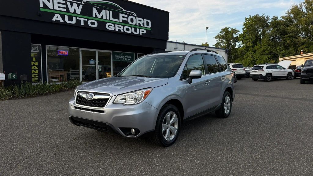 2016 SUBARU Forester