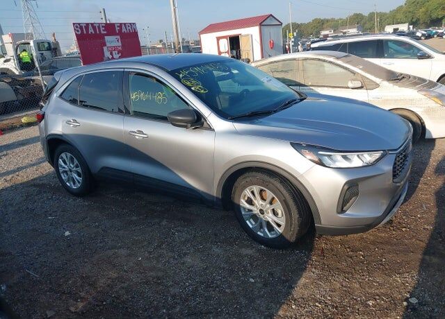 2023 FORD Escape