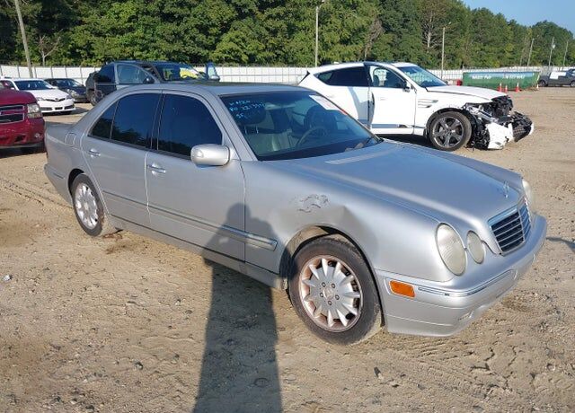 2000 MERCEDES-BENZ E-Class