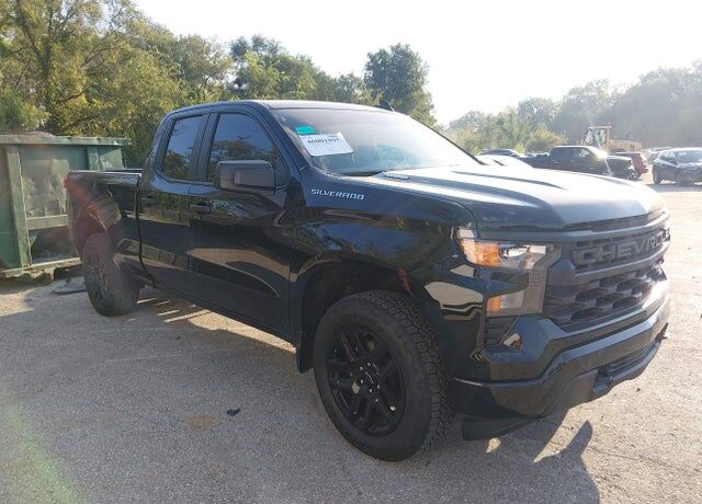 2025 CHEVROLET Silverado