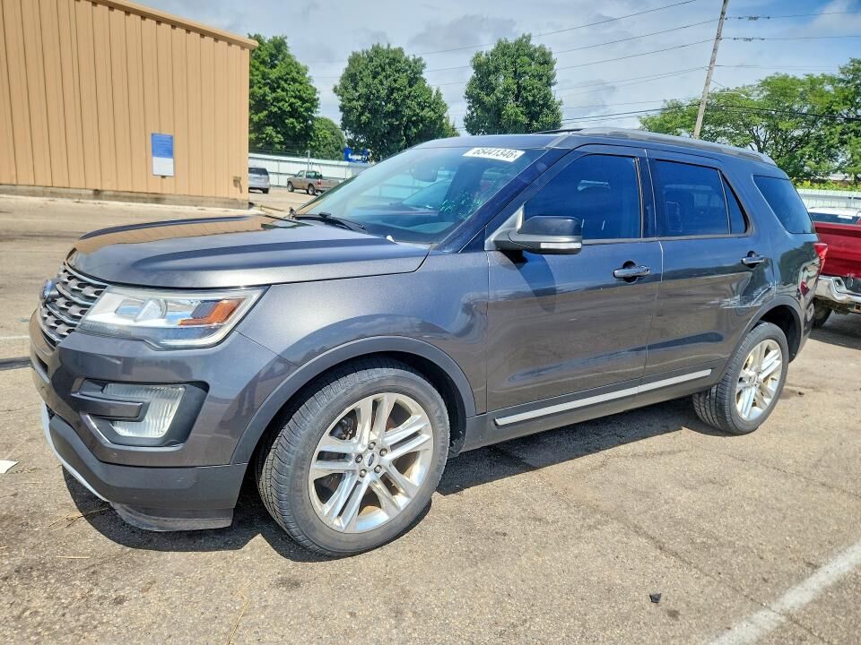 2017 FORD Explorer