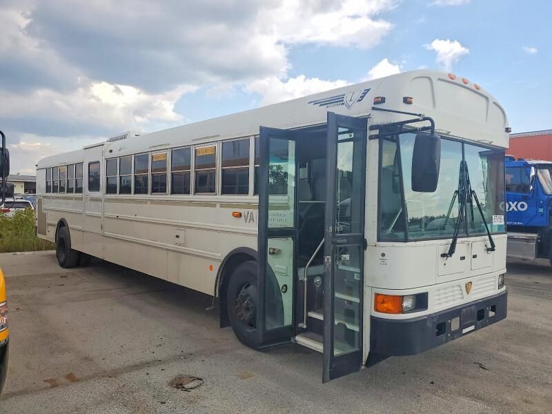 2016 IC BUS PC305