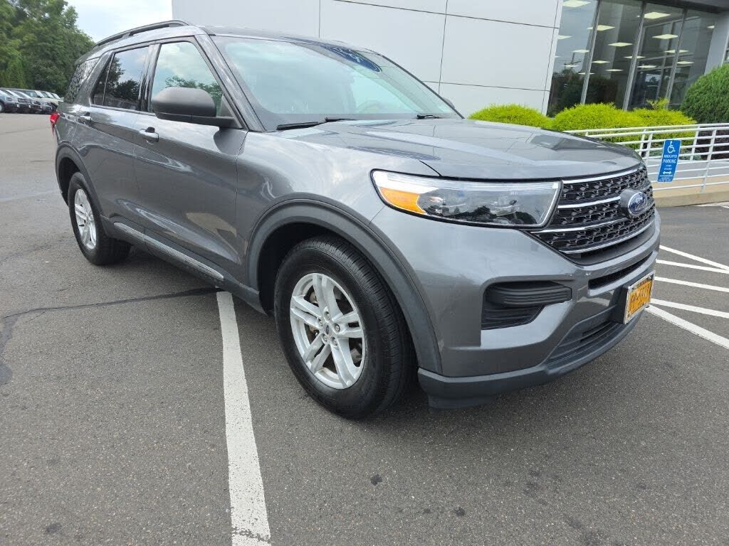 2021 FORD Explorer