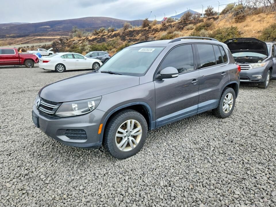 2015 VOLKSWAGEN Tiguan