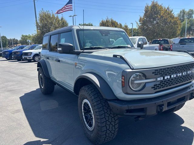 2022 FORD Bronco