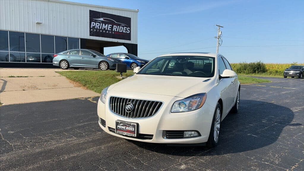 2013 BUICK Regal