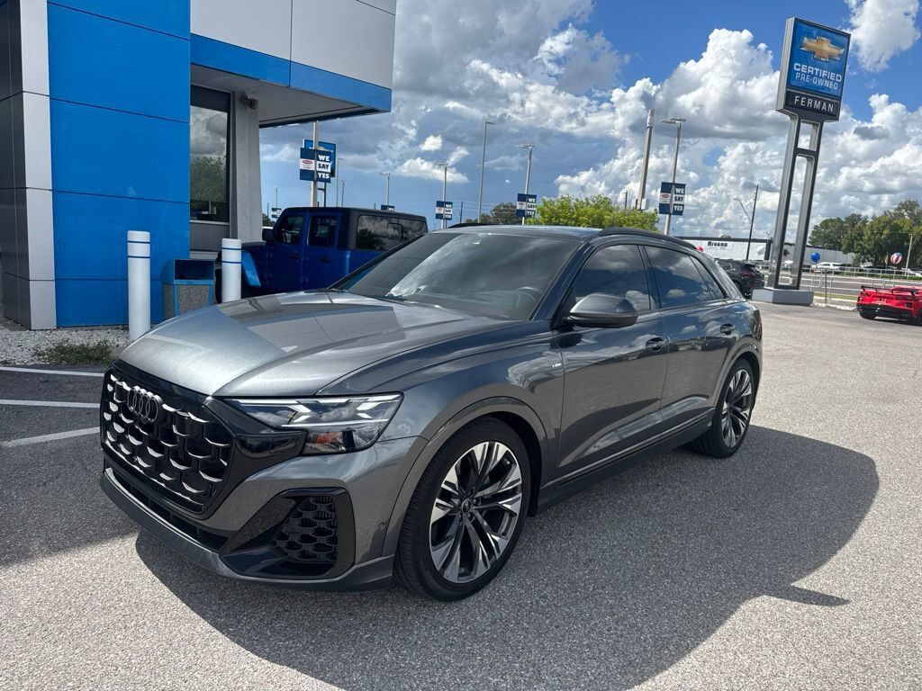 2025 AUDI Q8