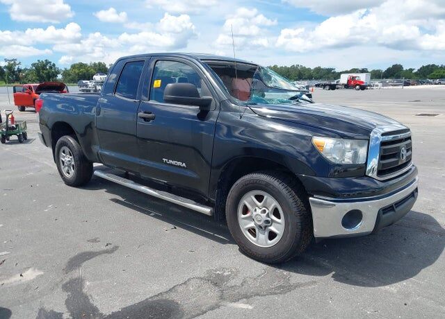 2012 TOYOTA Tundra