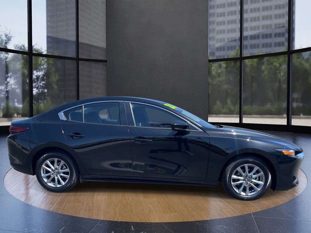 2026 MAZDA Mazda3