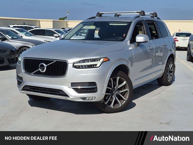 2017 VOLVO XC90