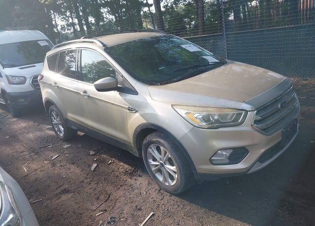 2017 FORD Escape