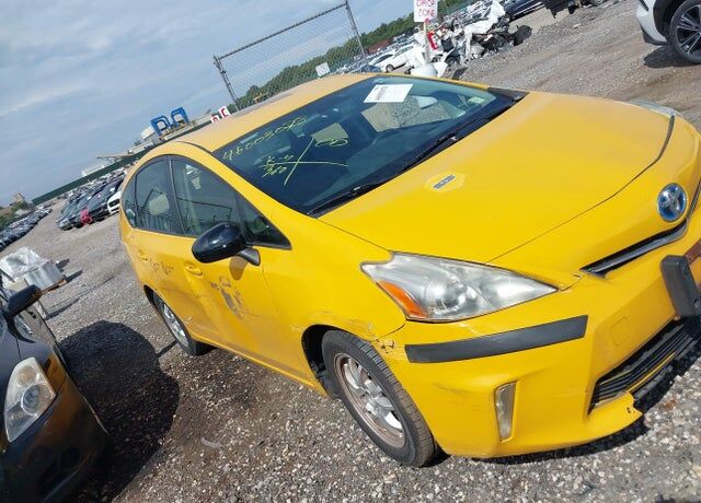 2014 TOYOTA Prius