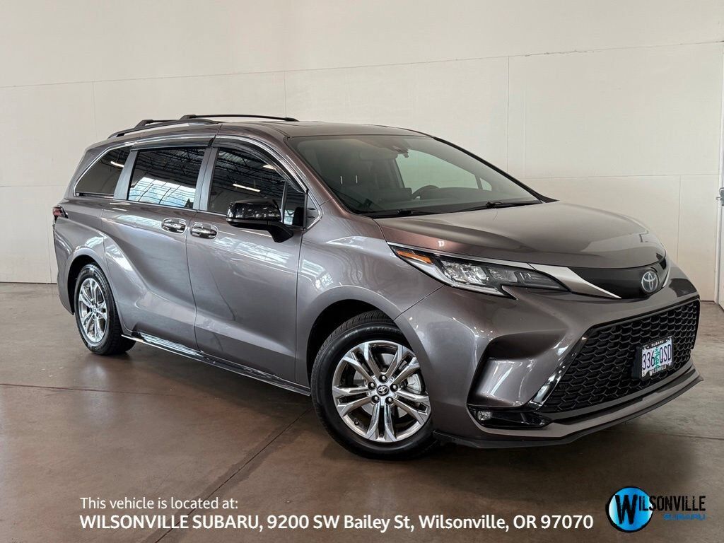 2022 TOYOTA Sienna