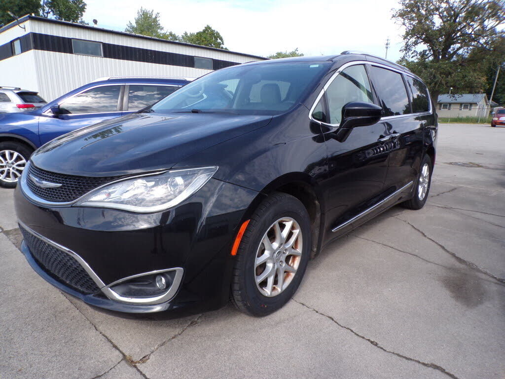 2020 CHRYSLER Pacifica