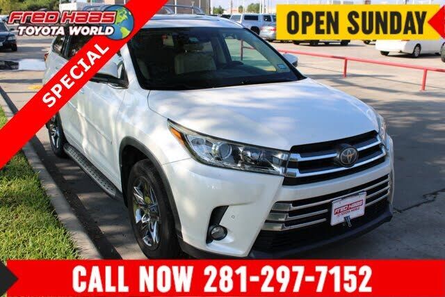2017 TOYOTA Highlander