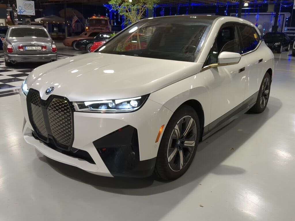 2024 BMW ix