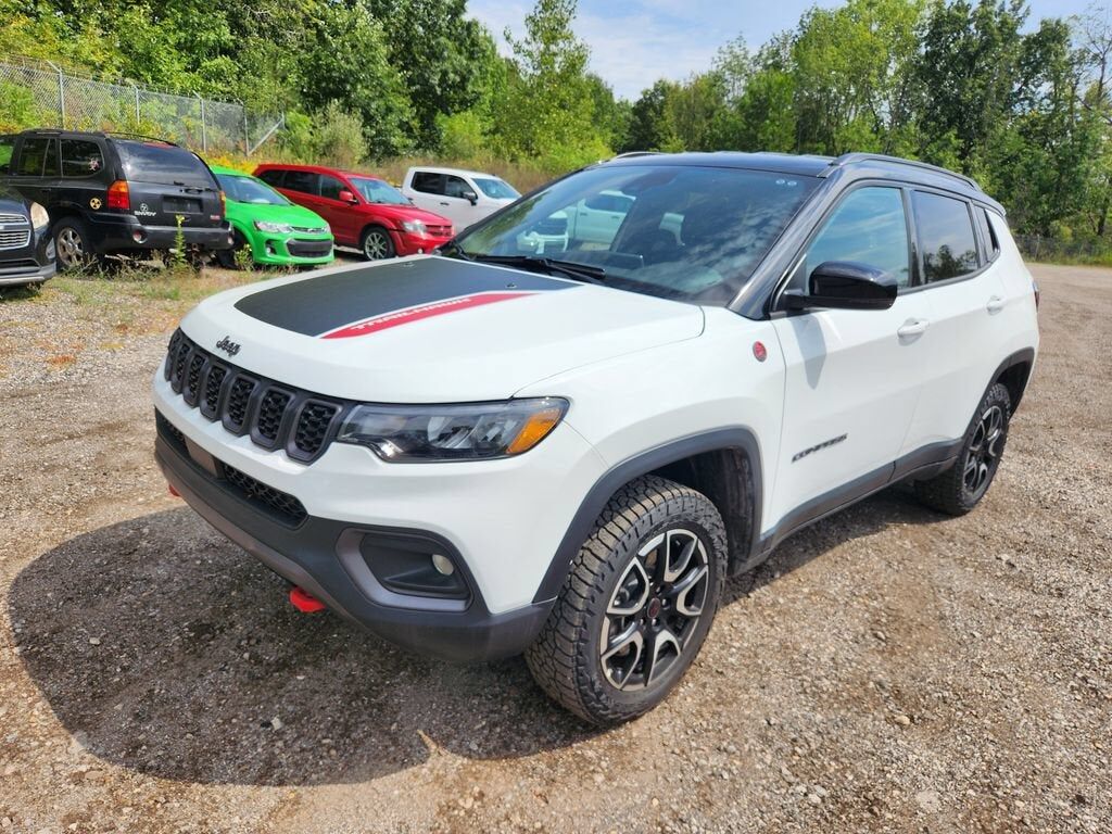2025 JEEP Compass