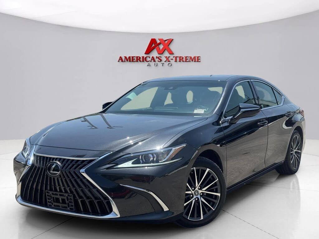 2024 LEXUS ES