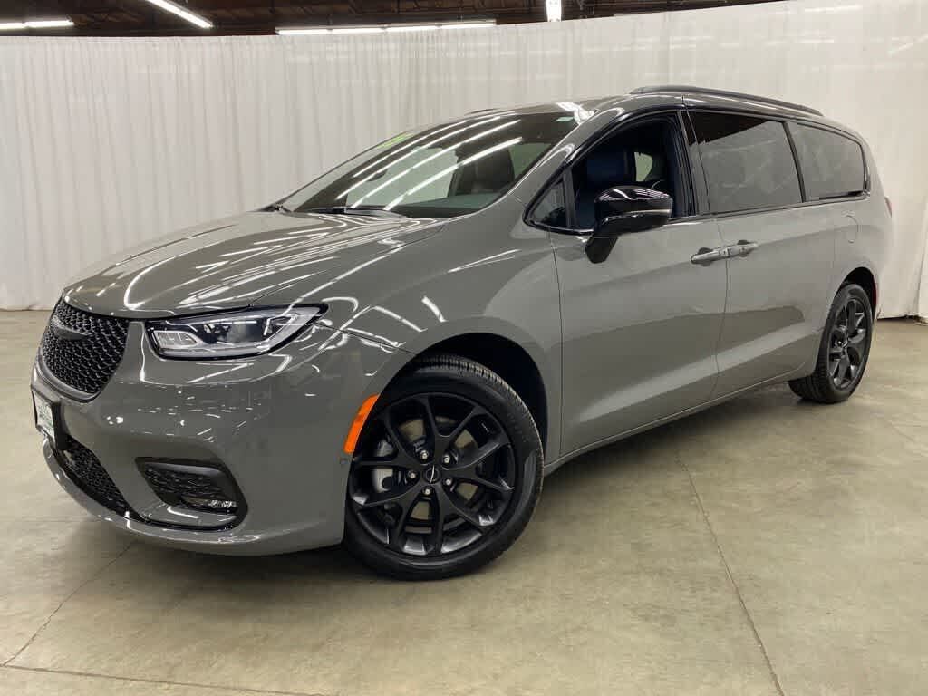 2025 CHRYSLER Pacifica