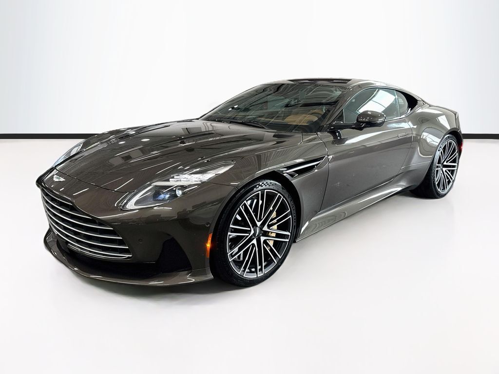 2024 ASTON MARTIN DB12
