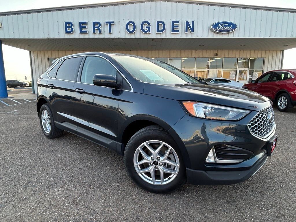 2024 FORD Edge