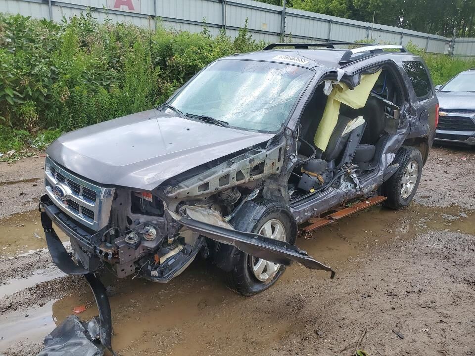 2010 FORD Escape