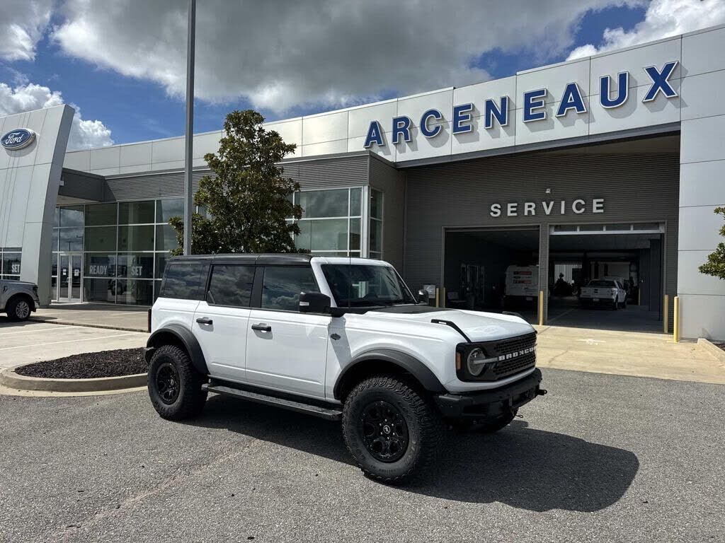 2024 FORD Bronco