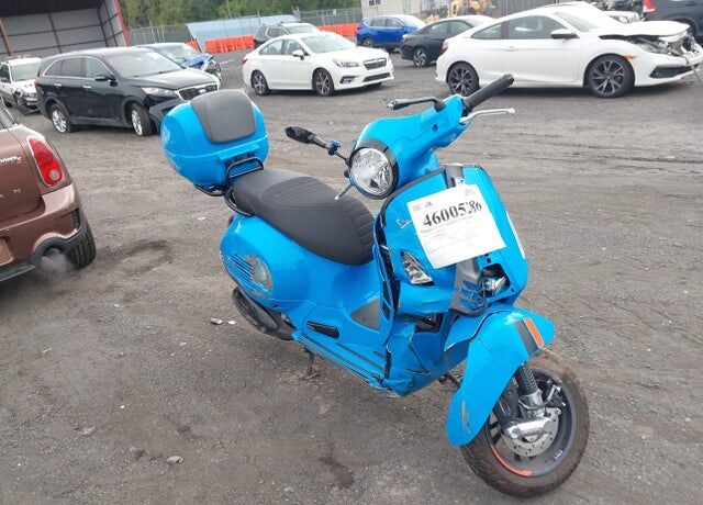 2025 VESPA GTS / GTV