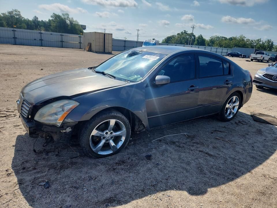 2005 NISSAN Maxima