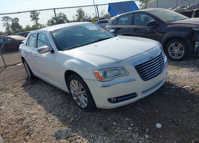 2013 CHRYSLER 300