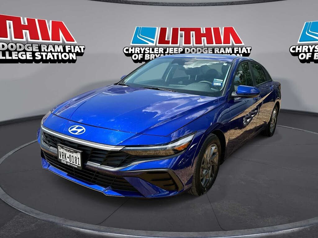 2024 HYUNDAI Elantra