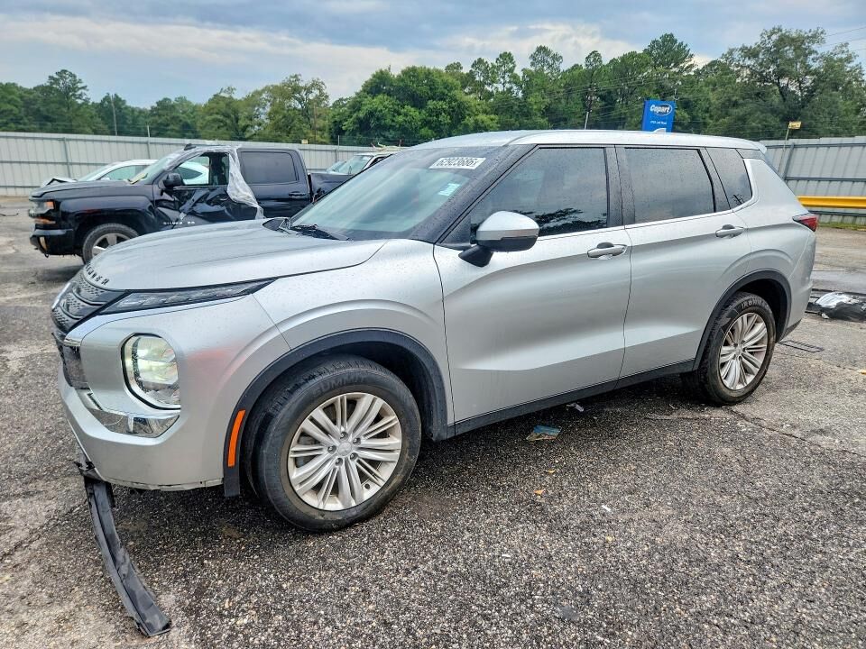 2023 MITSUBISHI Outlander