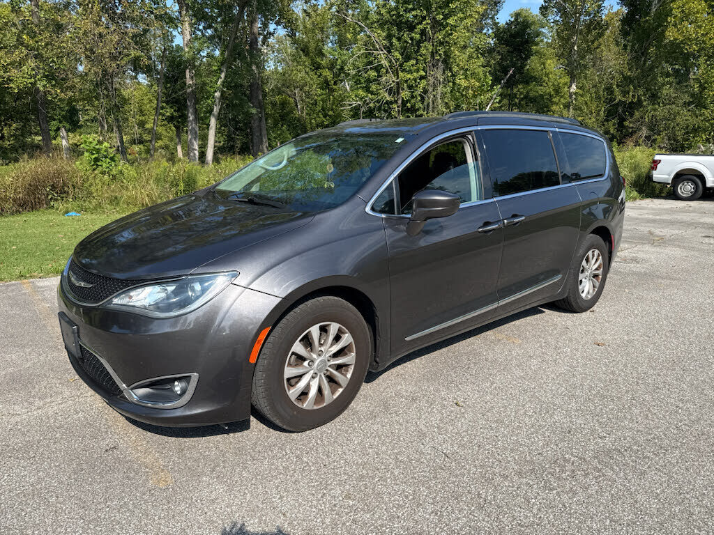 2017 CHRYSLER Pacifica