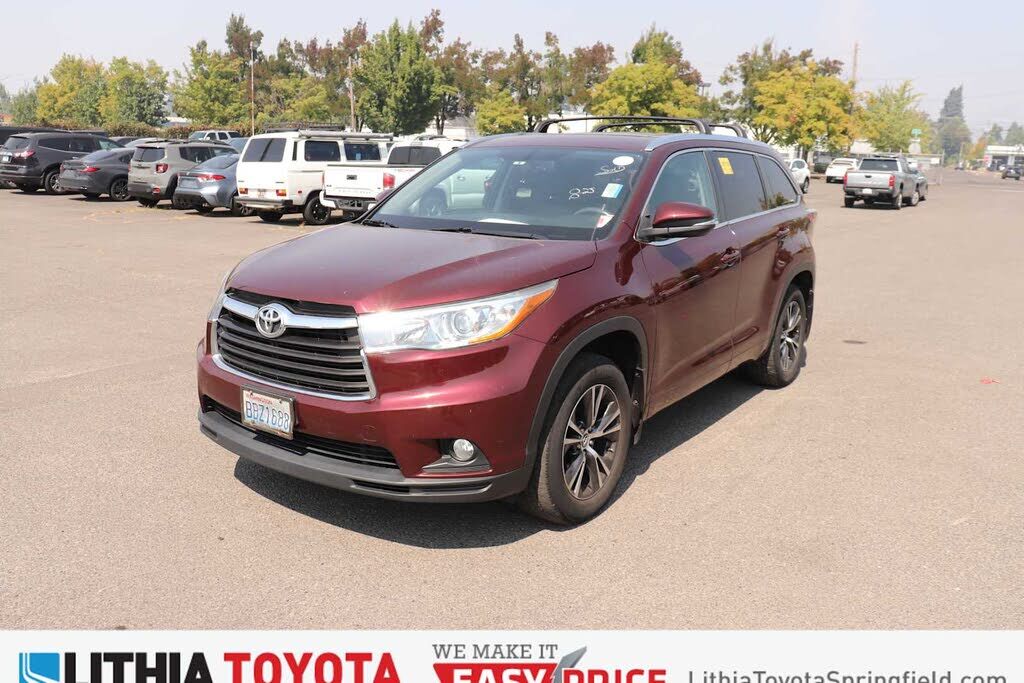 2016 TOYOTA Highlander